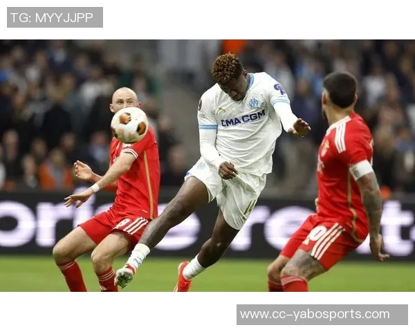 帕夫利季斯在本菲卡首次失点终结15罚全中纪录对阵尤文滑倒成关键时刻