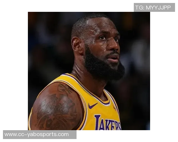 詹姆斯传奇生涯完美收官最后一投选择展现团队精神与智慧 詹姆斯传奇生涯完美收官最后一投选择展现团队精神与智慧